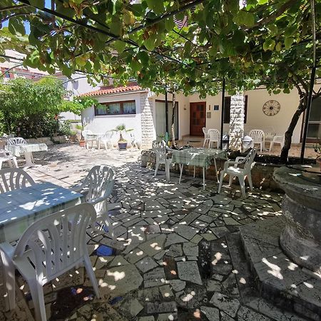 Bed And Breakfast Ritosa Poreč Kültér fotó