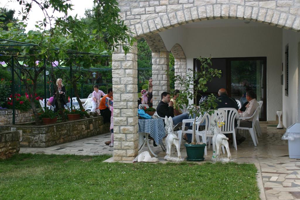 Bed And Breakfast Ritosa Poreč Kültér fotó