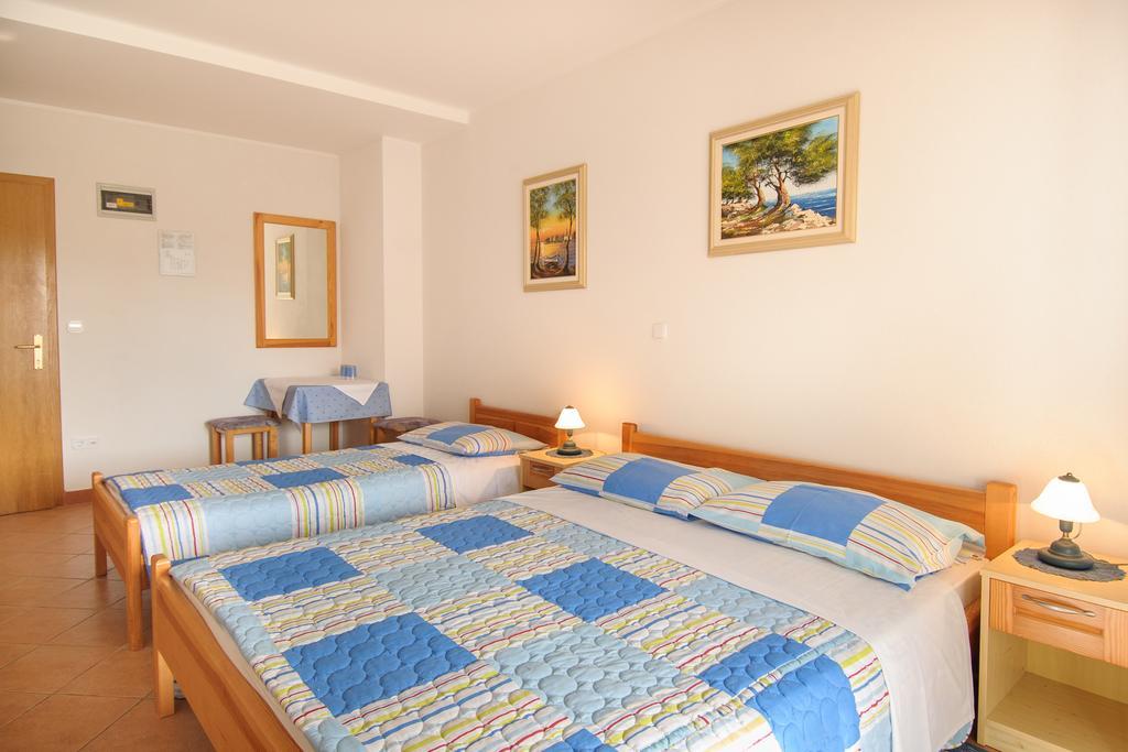 Bed And Breakfast Ritosa Poreč Kültér fotó