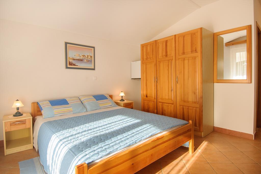 Bed And Breakfast Ritosa Poreč Kültér fotó